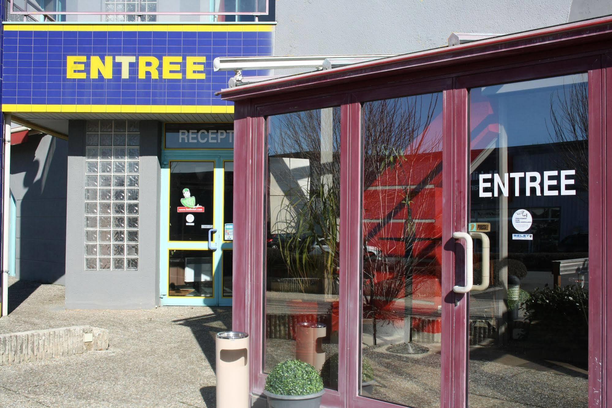 Fasthotel L'Eldorado Sébazac-Concourès Eksteriør bilde